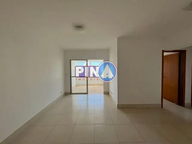 Apartamento 3 quartos e 1 banheiro, para alugar, no bairro Setor Bueno em Goiânia