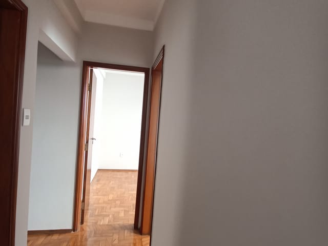 Foto do Apartamento - Apartamento 3 dormitórios para Locação , 85 m² por R$ 1.700,00/mês -  Centro, Lavras, MG | Seu Lugar - Imobiliária Descomplicada