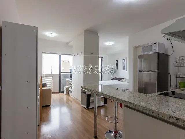 Apartamento com 49m² 1 quarto e 1 banheiro, à venda, no bairro Centro em Curitiba