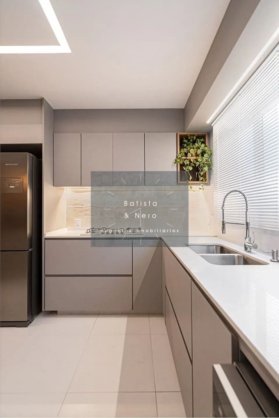 Apartamento, 3 quartos, 178 m² - Foto 2