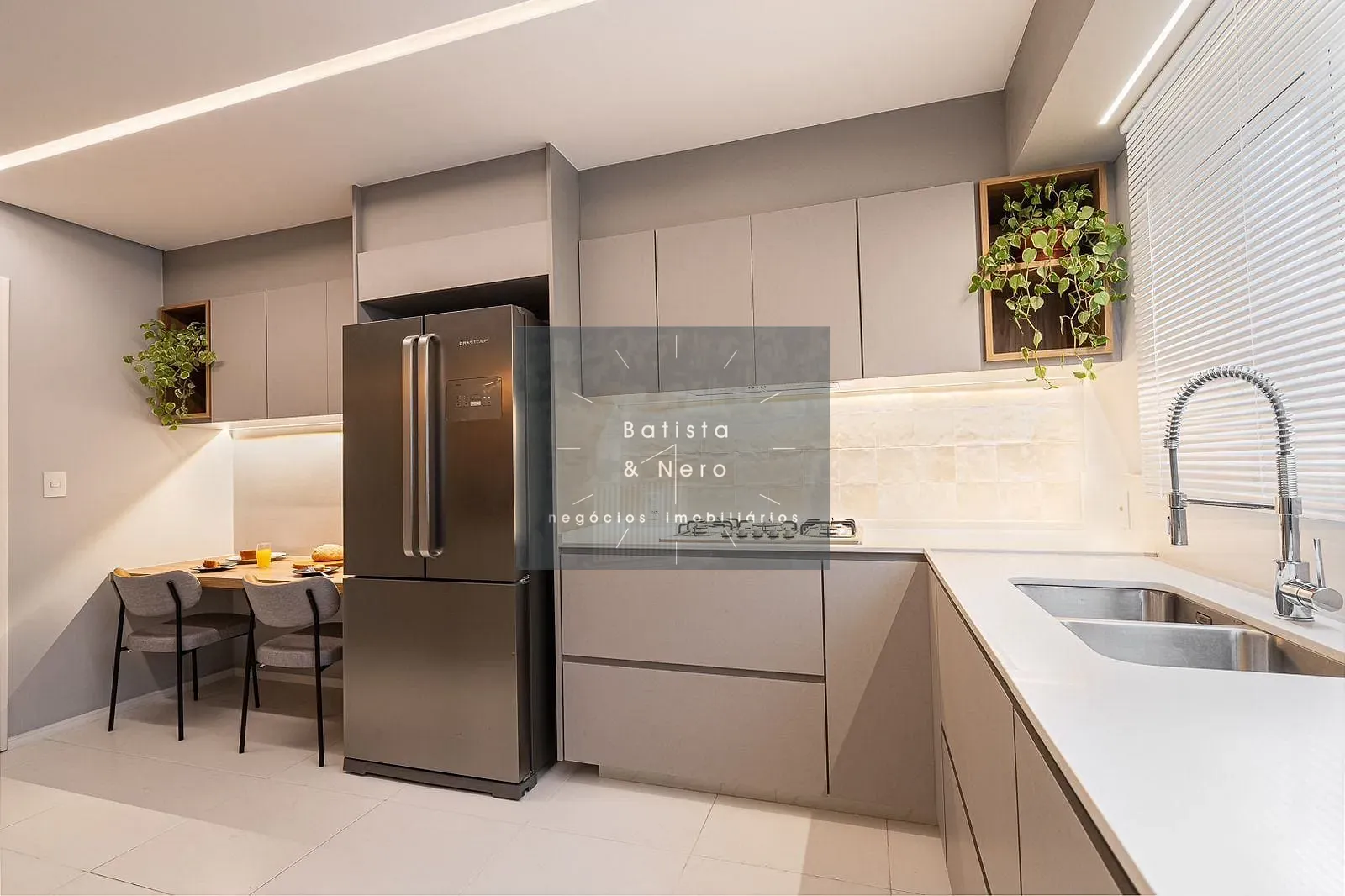 Apartamento, 3 quartos, 178 m² - Foto 1