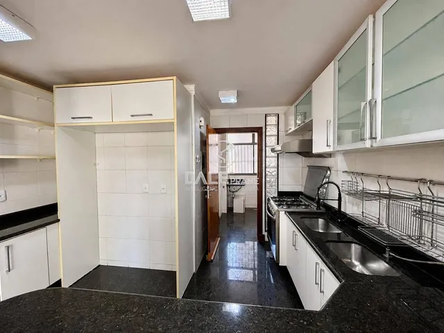 Apartamento 3 quartos e 3 banheiros, à venda, no bairro Asa Norte em Brasília