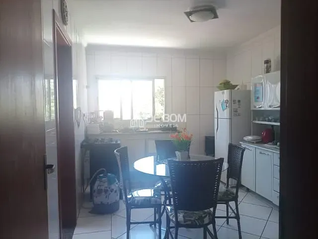 Apartamento com 117m² 3 quartos e 2 banheiros, à venda, no bairro Jardim Quisisana em Poços de Caldas