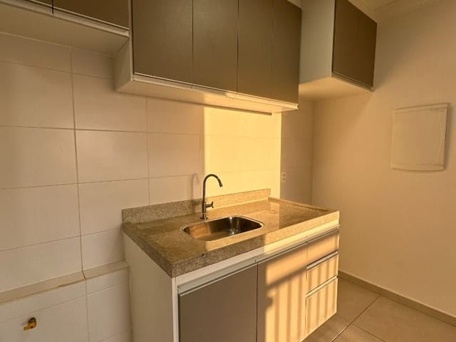 Apartamento com 70m² 2 quartos e 1 banheiro, para alugar, no bairro Residencial Dona Margarida em Santa Bárbara D'Oeste