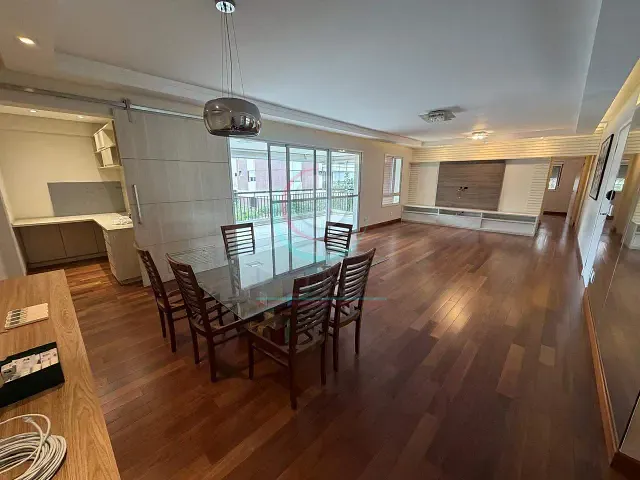 Apartamento 3 quartos e 5 banheiros, para alugar, no bairro Água Branca em São Paulo