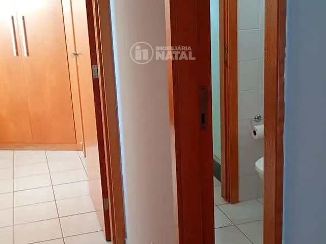 Apartamento com 123m² 2 quartos e 1 banheiro, à venda, no bairro Centro em Londrina