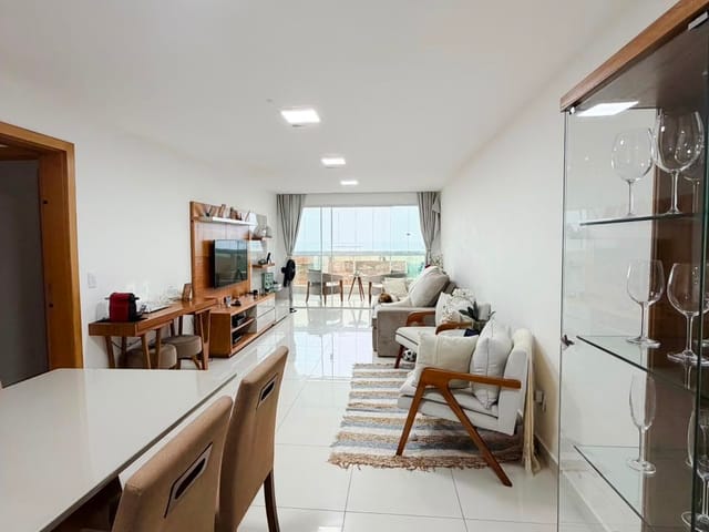 Apartamento com 135m² 3 quartos e 4 banheiros, à venda, no bairro Morada das Garças em Macaé
