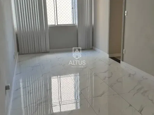 Apartamento 3 quartos e 2 banheiros, à venda, no bairro Itaigara em Salvador