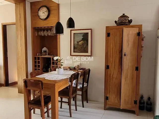 Apartamento com 160m² 3 quartos e 2 banheiros, à venda ou para alugar, no bairro Jardim Quisisana em Poços de Caldas