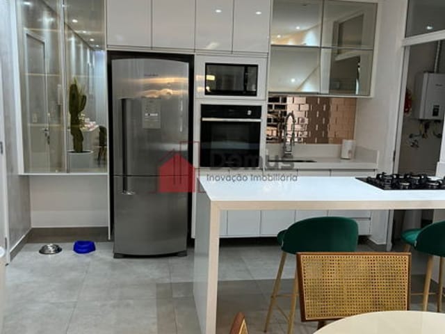 Apartamento à venda, no bairro Vila Jaboticabeira em Taubaté