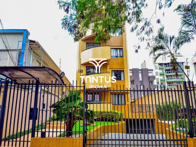 Apartamento 2 quartos e 2 banheiros, à venda, no bairro Água Verde em Curitiba