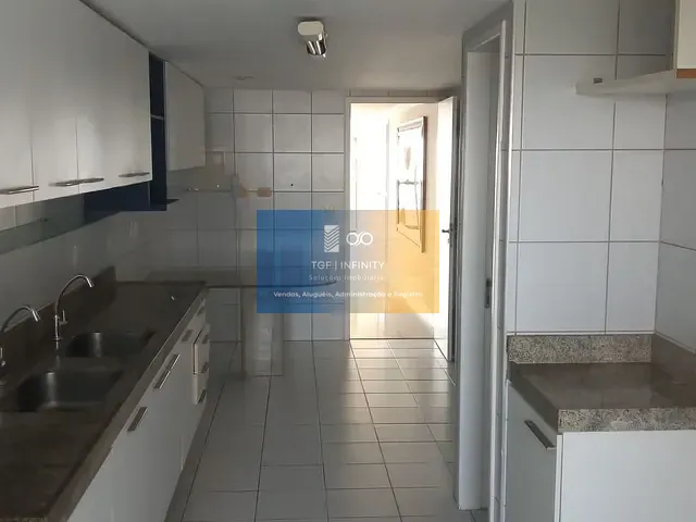 Apartamento 4 quartos e 3 banheiros, à venda, no bairro Boa Viagem em Recife
