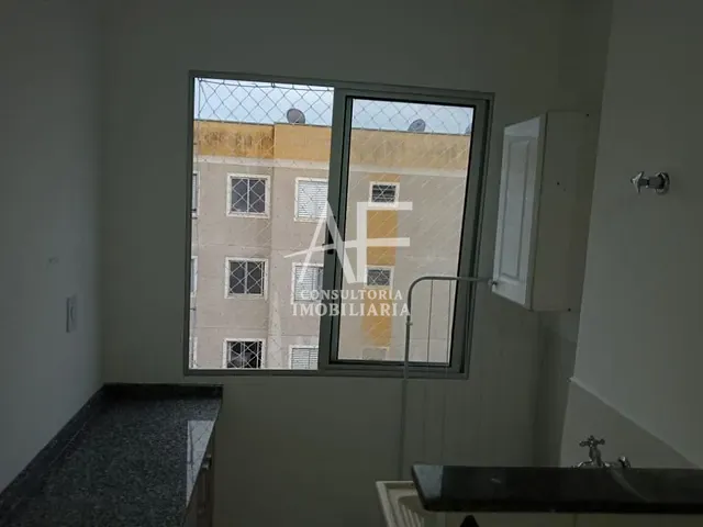 Apartamento com 54m² 2 quartos e 1 banheiro, à venda ou para alugar, no bairro Parque Santo Antônio em Taubaté