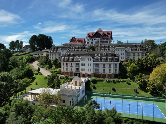 Foto do Apartamento - Apartamento à Venda noCobertura no Alto do Capivari em Campos do Jordão – Conforto, Sofisticação e Lazer Completo | Campos & Co. Imóveis