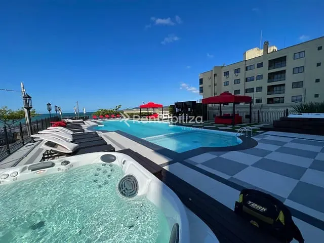 Apartamento 4 quartos e 5 banheiros, à venda, no bairro Meia Praia em Itapema