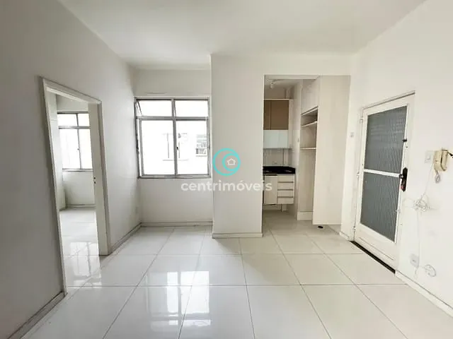 Apartamento com 30m² 1 quarto e 1 banheiro, para alugar, no bairro Méier em Rio de Janeiro