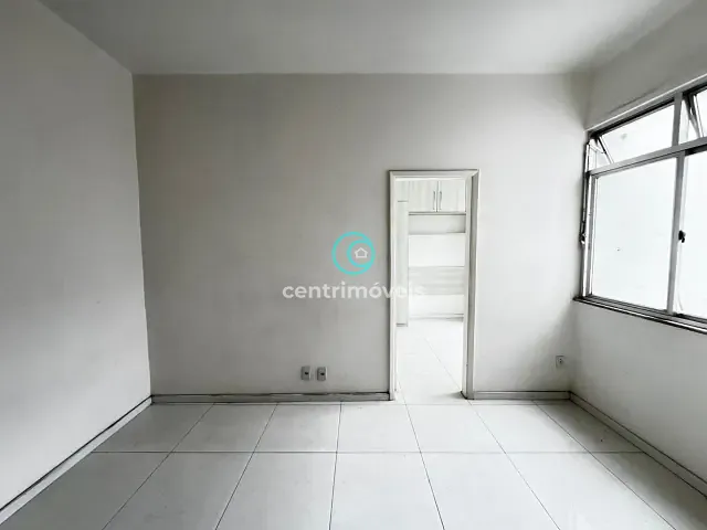 Apartamento com 30m² 1 quarto e 1 banheiro, para alugar, no bairro Méier em Rio de Janeiro