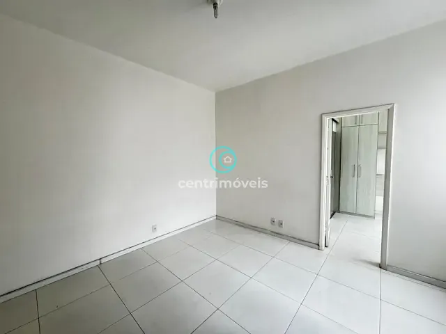 Apartamento com 30m² 1 quarto e 1 banheiro, para alugar, no bairro Méier em Rio de Janeiro