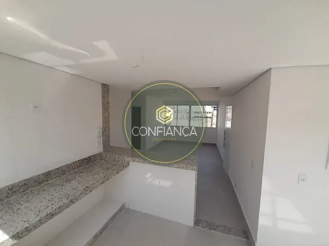 Apartamento 2 quartos e 2 banheiros, à venda, no bairro Ipiranga em Belo Horizonte