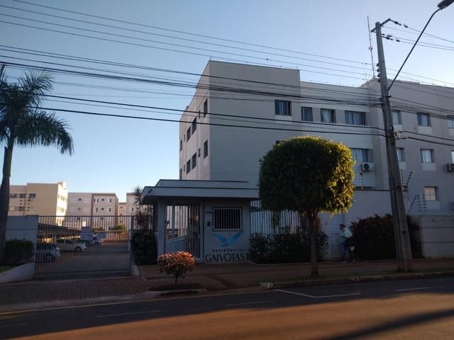 Apartamento 2 quartos e 1 banheiro, à venda, no bairro Jardim Santo Amaro em Cambé