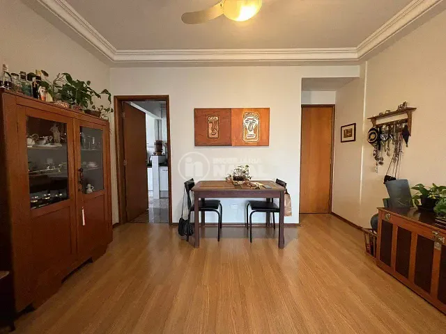 Apartamento com 130m² 3 quartos e 2 banheiros, à venda, no bairro Vila Larsen 1 em Londrina