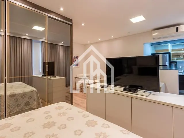 Apartamento 1 quarto e 1 banheiro, à venda ou para alugar, no bairro Vila Nova Conceição em São Paulo