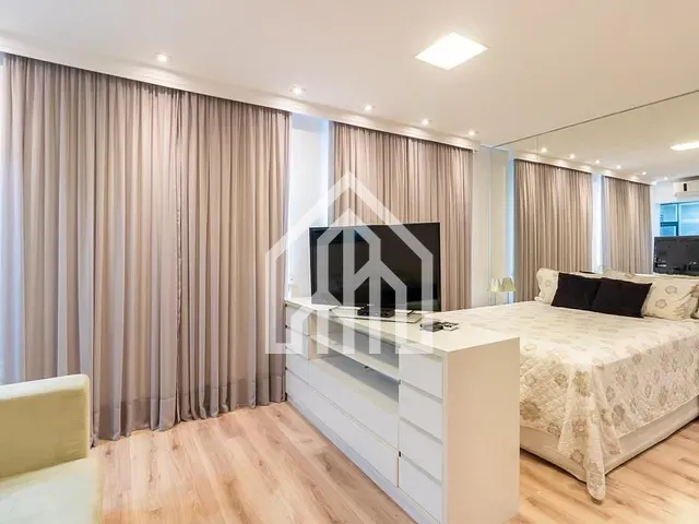 Apartamento 1 quarto e 1 banheiro, à venda ou para alugar, no bairro Vila Nova Conceição em São Paulo