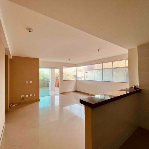 Apartamento com 490m² 3 quartos e 3 banheiros, à venda, no bairro Passagem em Cabo Frio