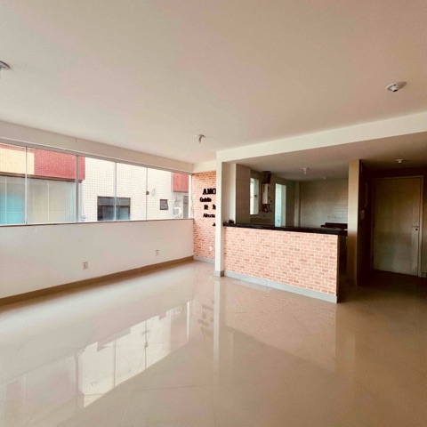 Apartamento com 490m² 3 quartos e 3 banheiros, à venda, no bairro Passagem em Cabo Frio