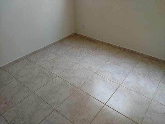 Foto do Apartamento - Apartamento com 2 dormitórios para alugar, 10 m² por R$ 650,00/mês - Conjunto Manoel Mendes - Uberaba/MG | ZUCATO IMOBILIARIA LTDA