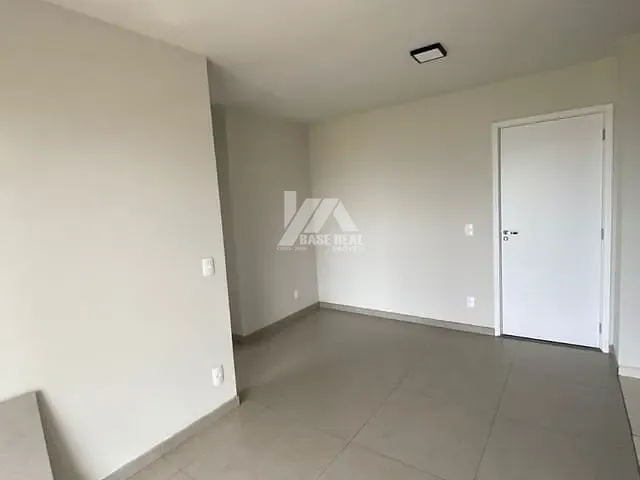Apartamento com 64m² 2 quartos e 1 banheiro, à venda, no bairro Cidade dos Lagos em Guarapuava