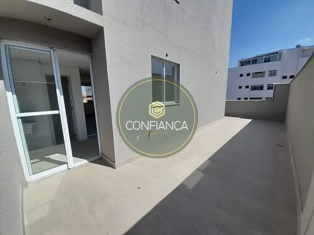 Apartamento 2 quartos e 2 banheiros, à venda, no bairro Ipiranga em Belo Horizonte