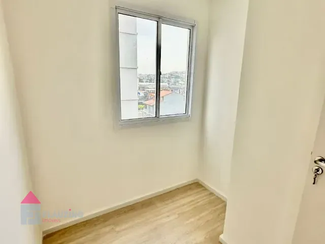 Apartamento com 32m² 1 quarto e 1 banheiro, à venda, no bairro Vila Ernesto em São Paulo