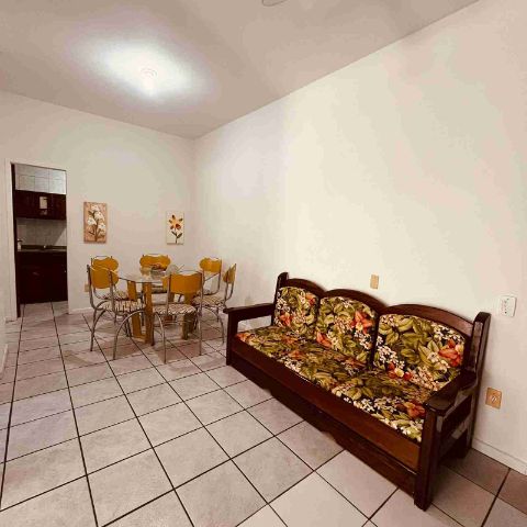 Apartamento 1 quarto e 1 banheiro, à venda, no bairro Centro em Cabo Frio