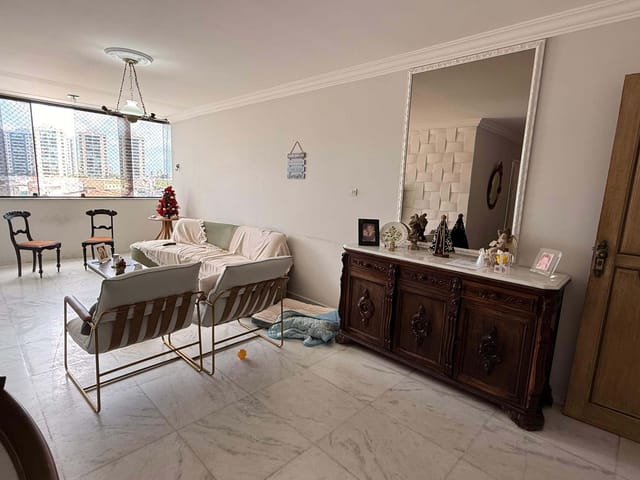 Apartamento com 128m² 3 quartos e 3 banheiros, à venda, no bairro Luzia em Aracaju