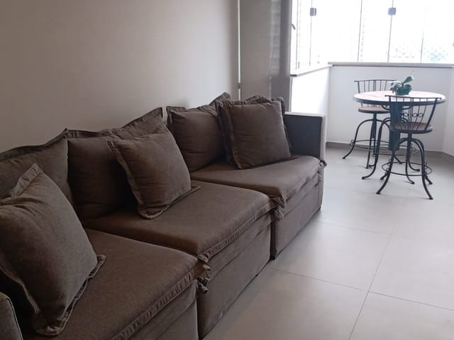 Foto do Apartamento - Ed. Versalhes - Apartamento com 3 dormitórios à venda, 110 m² por R$ 450.000,00 - Centro,todo reformado .Prédio c a fachada atualizada. - Londrina/PR | Premier Imóveis