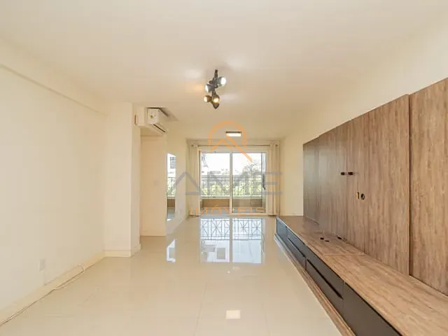 Apartamento com 107m² 2 quartos e 2 banheiros, à venda, no bairro Centro em Pelotas