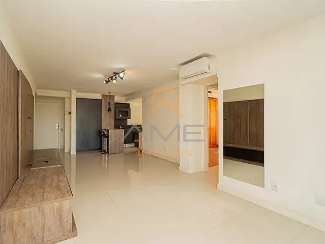 Apartamento com 107m² 2 quartos e 2 banheiros, à venda, no bairro Centro em Pelotas