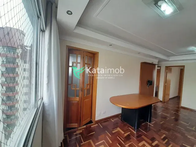 Apartamento 3 quartos e 2 banheiros, para alugar, no bairro Saúde em São Paulo