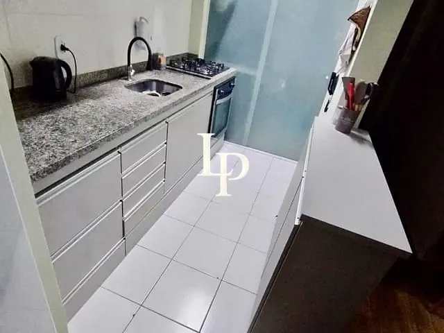 Apartamento 2 quartos e 1 banheiro, à venda, no bairro Canhema em Diadema