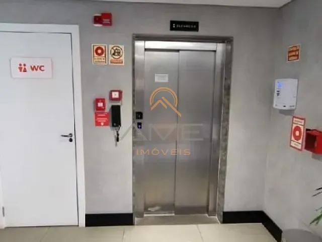 Apartamento 1 quarto e 1 banheiro, para alugar, no bairro Centro em Pelotas