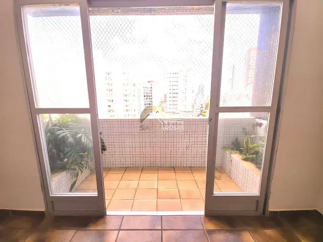 Apartamento 3 quartos e 2 banheiros, para alugar, no bairro Graça em Salvador