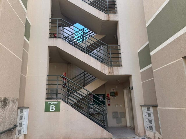 Apartamento com 42m² 2 quartos e 1 banheiro, para alugar, no bairro Residencial Cosmos em Campinas