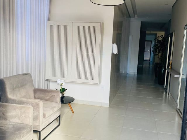 Apartamento com 130m² 4 quartos e 1 banheiro, à venda, no bairro Centro em Cambé