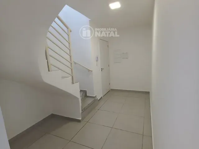 Apartamento com 120m² 3 quartos e 2 banheiros, para alugar, no bairro Parque Jamaica em Londrina
