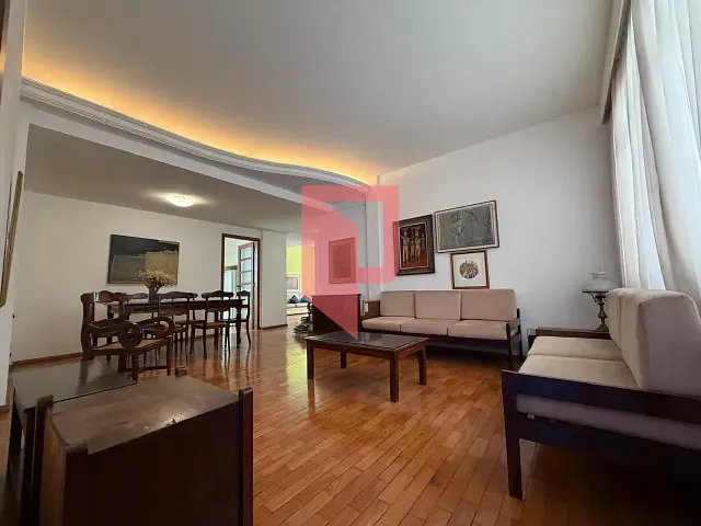 Apartamento 2 quartos e 2 banheiros, para alugar, no bairro Funcionários em Belo Horizonte