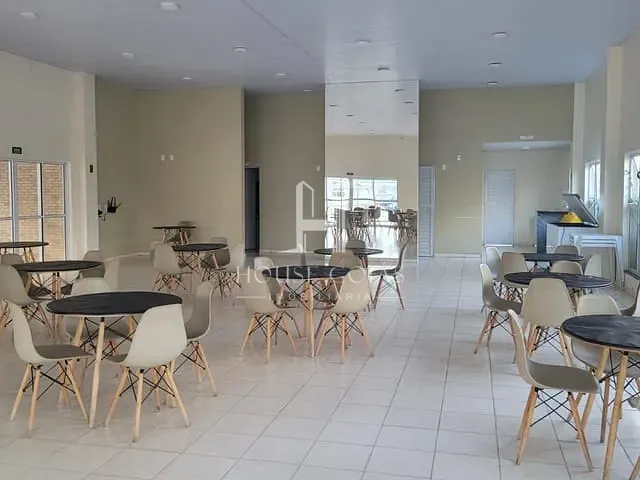 Apartamento 2 quartos e 1 banheiro, à venda, no bairro Condomínio das Esmeraldas em Goiânia