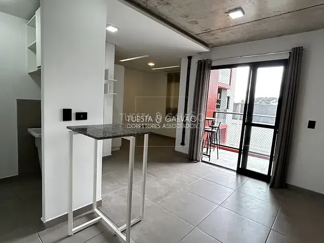 Apartamento com 47m² 1 quarto e 1 banheiro, para alugar, no bairro Prado Velho em Curitiba