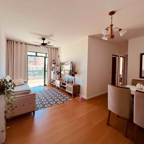 Apartamento com 720m² 3 quartos e 2 banheiros, à venda, no bairro Centro em Cabo Frio