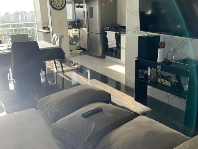 Apartamento 2 quartos e 2 banheiros, à venda, no bairro Vila Eldízia em Santo André